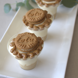 Caramel Cinnamon Biscuit Mini Cheesecakes