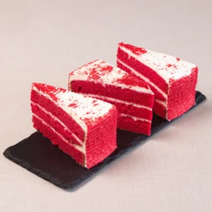 RED VELVET - CAKE SLICES