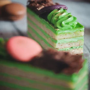 ALMOND AND PISTACHIO