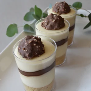 MINI CHEESECAKES: FERRERO ROCHER (18PCS)